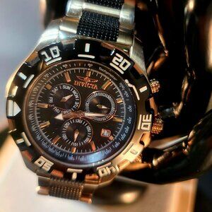Invicta Specialty Chronograph Tachymeter Men's Watch (Model No. 1221)